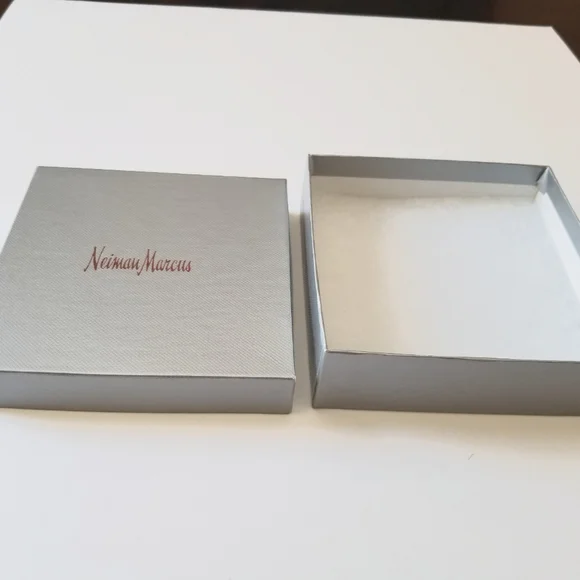 New Neiman Marcus Silver Gift Box, Approximately 6" x 6" x 1.5" - Picture 2 of 5